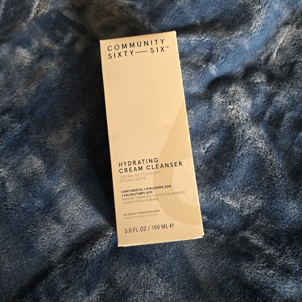 Community Sixty-Six Hydrating Cream Cleanser -